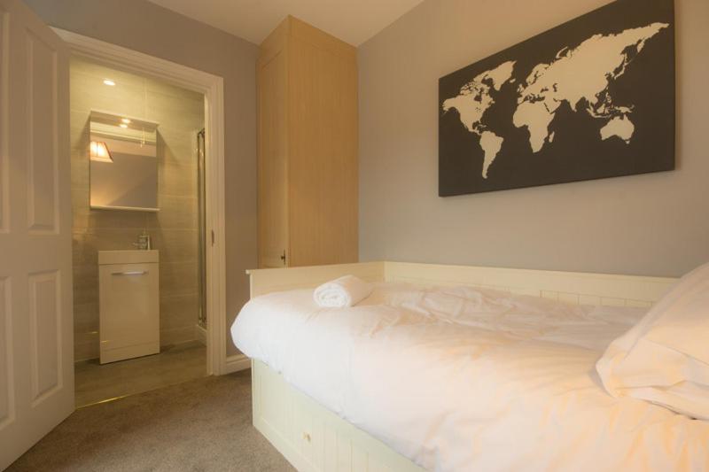 Haddon Cottage - Darwin Lake Holiday Village ماتلوك المظهر الخارجي الصورة