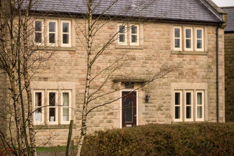 Haddon Cottage - Darwin Lake Holiday Village ماتلوك المظهر الخارجي الصورة